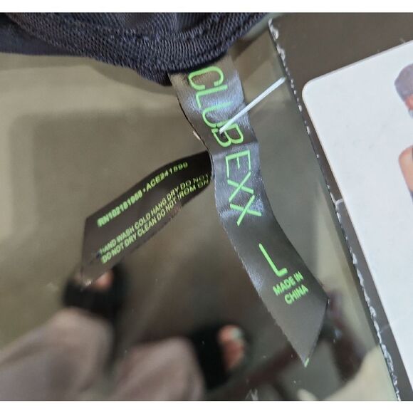 Dolls Kill CLUB EXX Black Mesh Crop Top Size L NWT - Picture 3 of 4